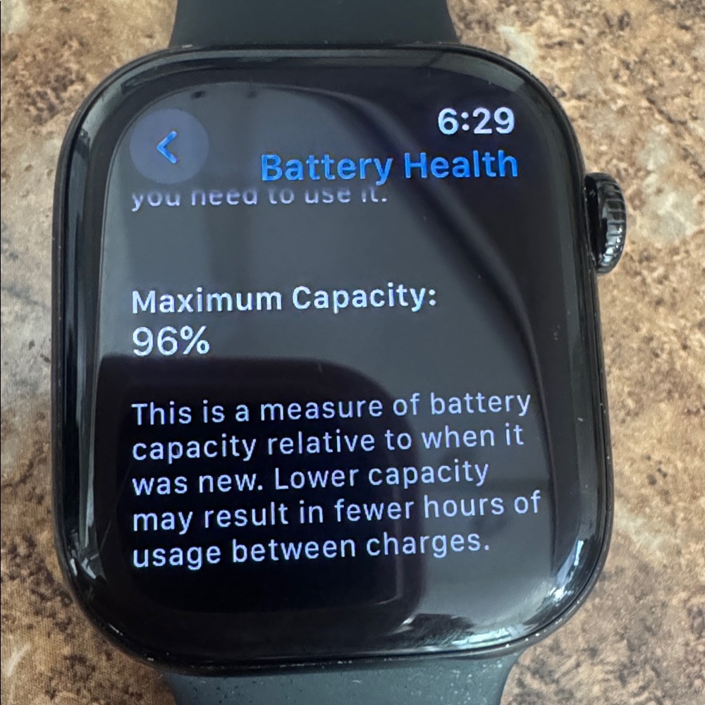 Apple Watch Series 10 (GPS + Cellular) - Picture 4 of 4